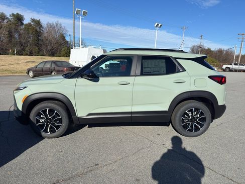 New 2026 Chevrolet TrailBlazer ACTIV w/ Convenience Package image 3