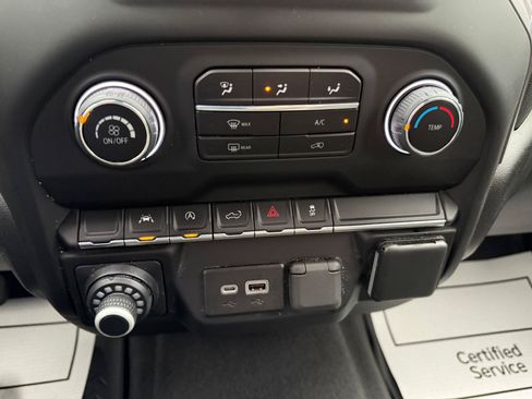 Certified 2022 Chevrolet Silverado 1500 Custom AWD/4WD image 23