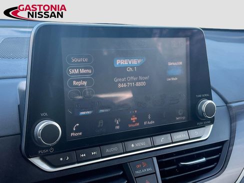 Used 2024 Nissan Altima 2.5 SV image 18