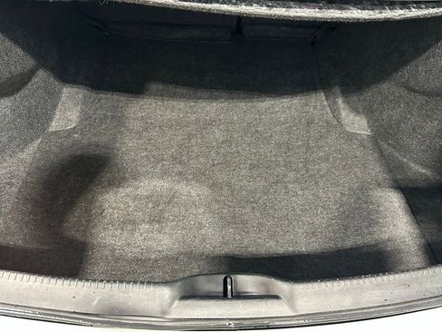 Used 2023 Chrysler 300 Touring L image 32