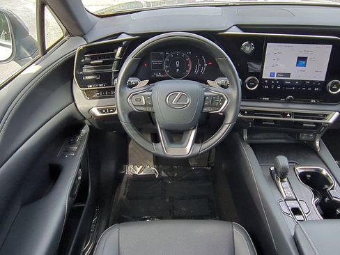 Used 2023 Lexus RX 350 Premium image 16