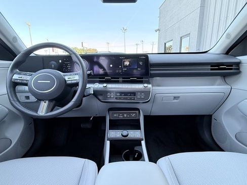 Certified 2025 Hyundai Kona Limited image 30