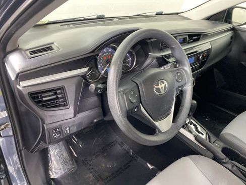 Used 2015 Toyota Corolla L image 9