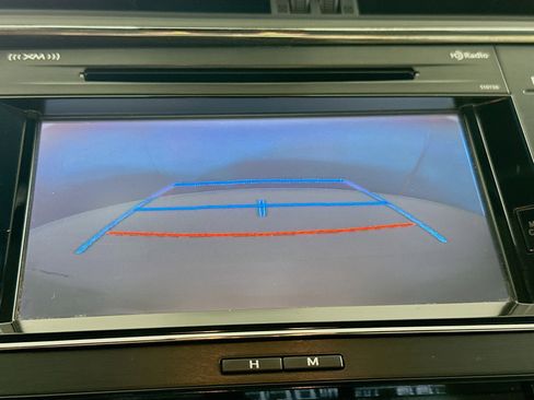 Used 2017 Toyota Avalon XLE Premium FWD image 23