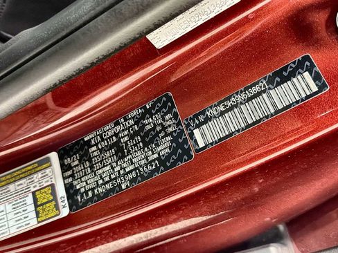 Used 2022 Kia Carnival SX Prestige FWD image 11