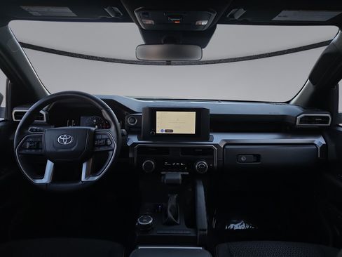 Used 2025 Toyota 4Runner SR5 AWD/4WD image 19