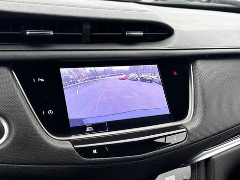 Used 2025 Cadillac XT5 Premium Luxury image 9