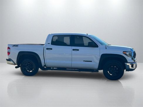 Used 2018 Toyota Tundra SR5 image 4