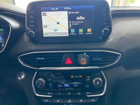 Used 2019 Hyundai Santa Fe AWD image 7