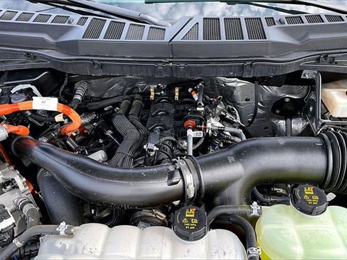 Used 2024 Ford F150 XLT w/ Mobile Office Package image 30