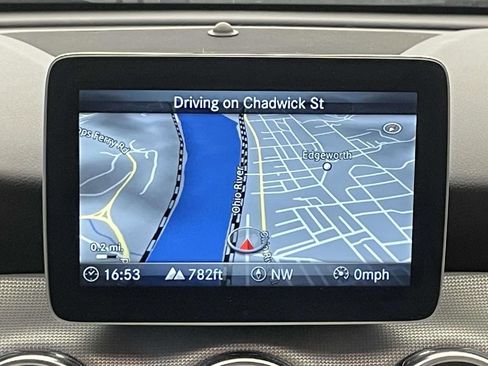 Used 2019 Mercedes-Benz GLA 250 4MATIC image 27