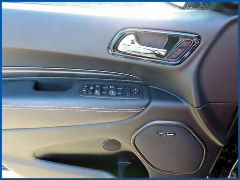 Used 2022 Dodge Durango SRT image 12