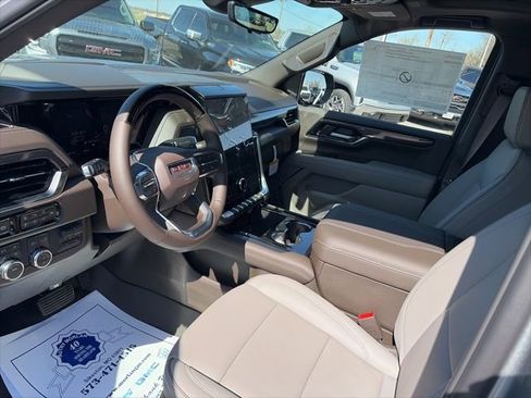 New 2026 GMC Yukon XL Elevation image 17
