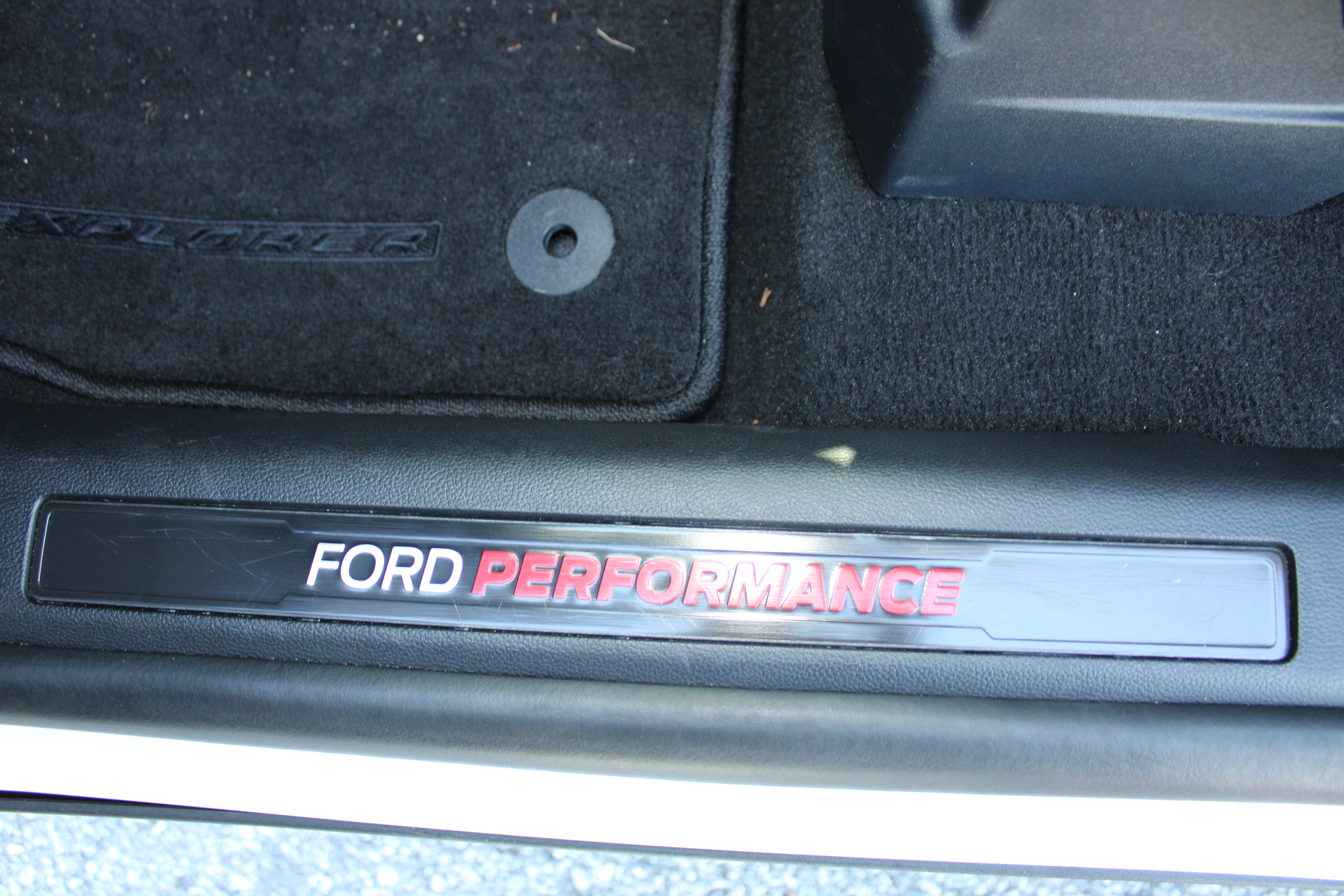Used 2025 Ford Explorer ST w/ Sun And Sound Package AWD/4WD image 31