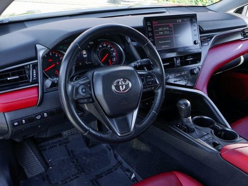 Used 2022 Toyota Camry XSE image 17