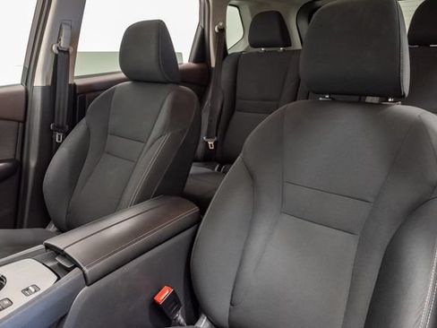 Used 2023 Nissan Rogue S FWD image 9