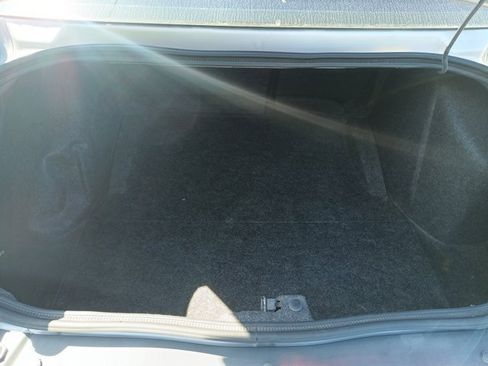 Used 2011 Dodge Challenger R/T image 18