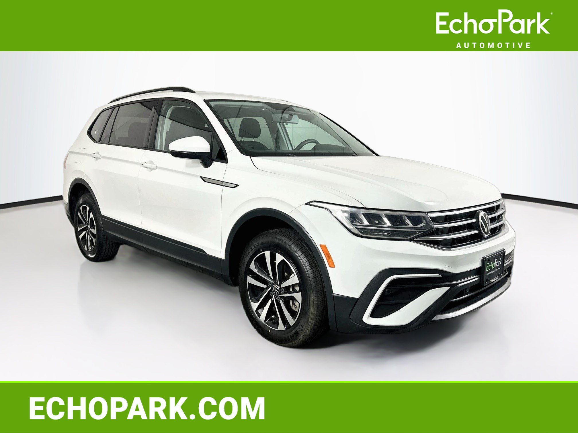 Used 2022 Volkswagen Tiguan S FWD image 1