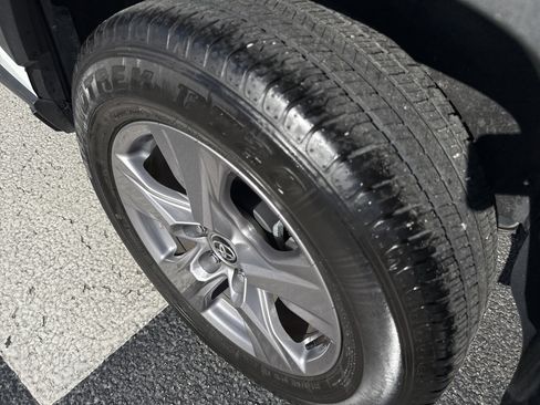 Used 2024 Toyota RAV4 XLE image 10