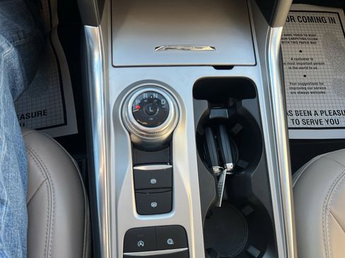 Used 2023 Ford Explorer XLT w/ Equipment Group 202A image 26