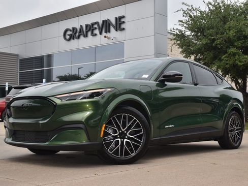 Certified 2025 Ford Mustang Mach-E Premium AWD/4WD image 2