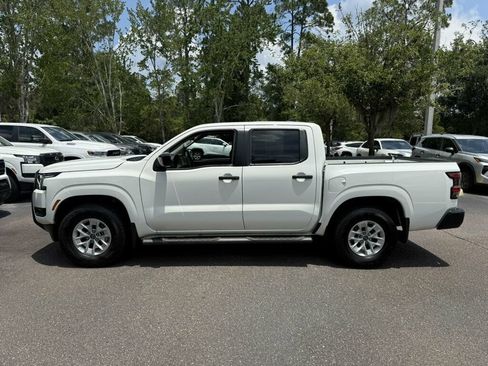 Used 2025 Nissan Frontier S RWD image 2
