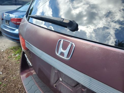 Used 2014 Honda Odyssey LX image 6
