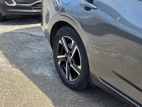 Used 2025 Nissan Sentra SV FWD image 18