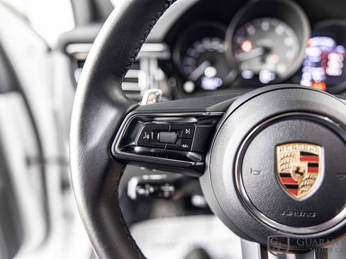 Used 2024 Porsche Macan S AWD/4WD image 25