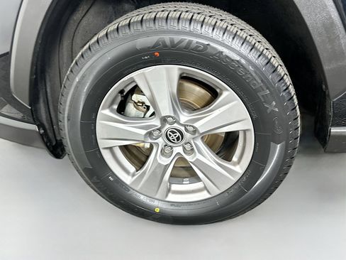Certified 2025 Toyota RAV4 LE AWD/4WD image 30