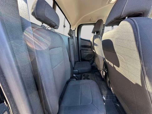 Used 2022 Chevrolet Colorado LT w/ LT Convenience Package image 29