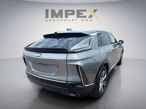 Used 2024 Cadillac Lyriq Tech AWD/4WD image 4