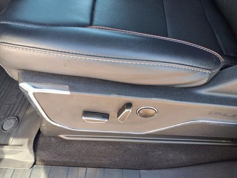 Used 2023 Ford F150 Lariat w/ Equipment Group 502A High image 26