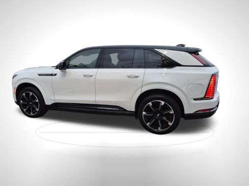 Used 2025 Cadillac Escalade IQ Sport 1 w/ Smart Trailering package image 7