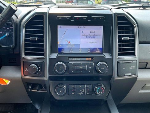 Certified 2020 Ford F250 XLT w/ XLT Premium Package AWD/4WD image 32