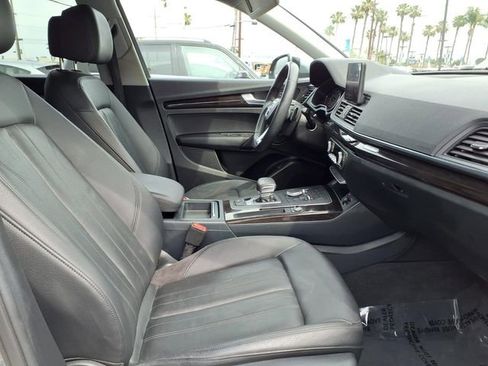 Used 2019 Audi Q5 2.0T Premium w/ Convenience Package AWD/4WD image 28