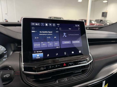 New 2026 Jeep Compass Trailhawk image 32