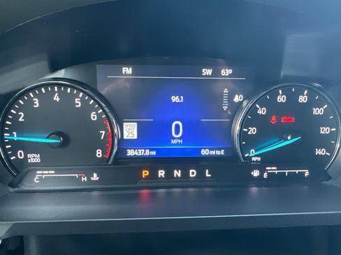 Certified 2022 Ford Explorer XLT w/ Equipment Group 202A image 27