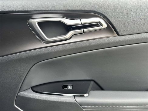 New 2025 Kia Sportage EX w/ EX Premium Package image 24