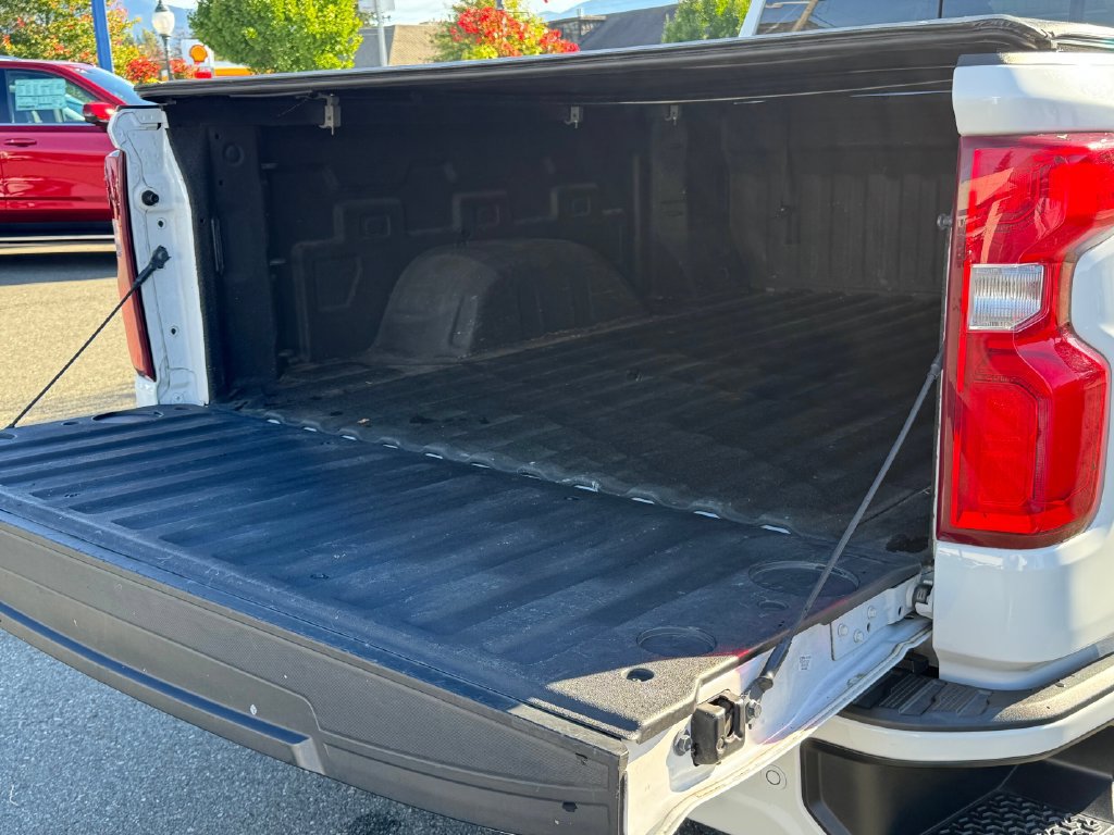 Used 2019 Chevrolet Silverado 1500 RST w/ All-Star Edition AWD/4WD image 14