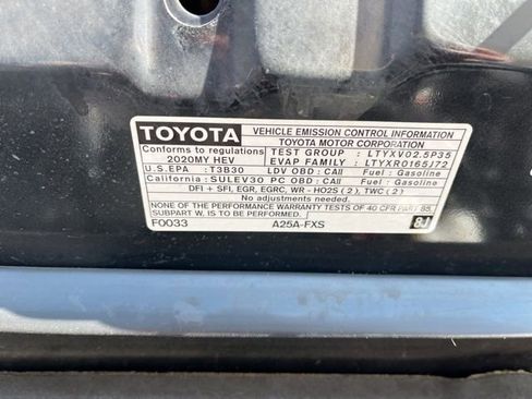 Used 2020 Toyota Camry XLE FWD image 21