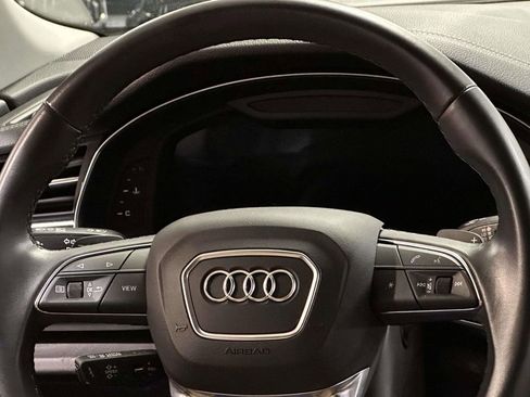 Used 2023 Audi Q8 Premium w/ Convenience Package AWD/4WD image 19