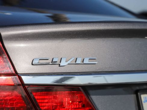 Used 2015 Honda Civic EX image 10