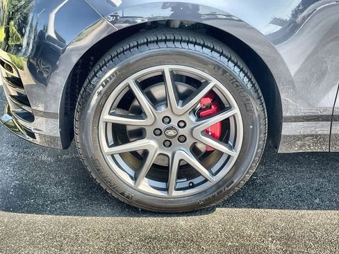 Used 2025 Land Rover Range Rover Velar Dynamic HSE image 10