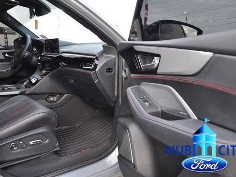 Used 2025 Acura MDX A-Spec AWD/4WD image 17