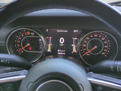 Used 2020 Jeep Gladiator Overland AWD/4WD image 2
