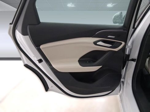 Used 2025 Audi A6 e-tron Premium Plus w/ Premium Plus image 27