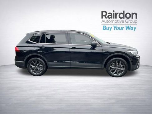 Used 2022 Volkswagen Tiguan SE image 10