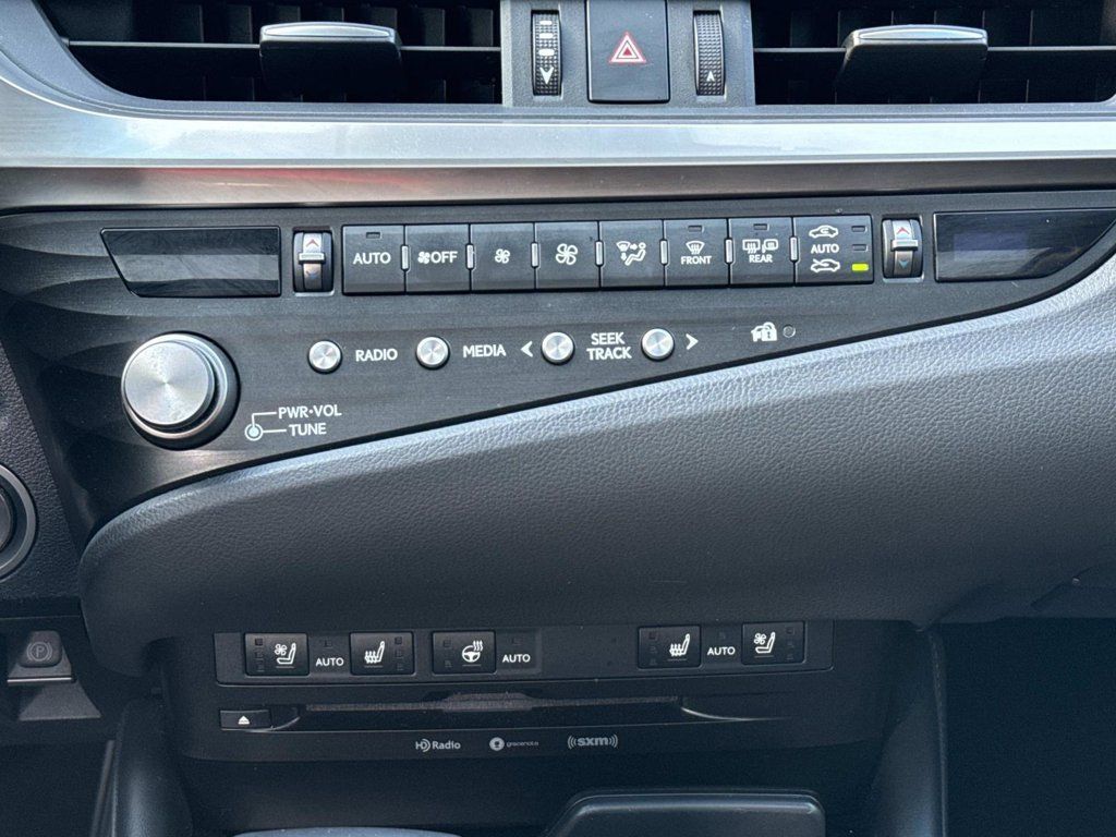Used 2021 Lexus ES 350 w/ Premium Package FWD image 16