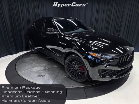 Used 2018 Maserati Levante GranSport image 1